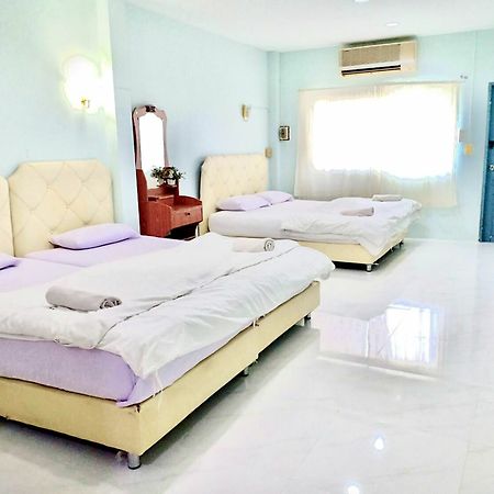 Ranong Boutique Hotel And Mall ภายนอก รูปภาพ