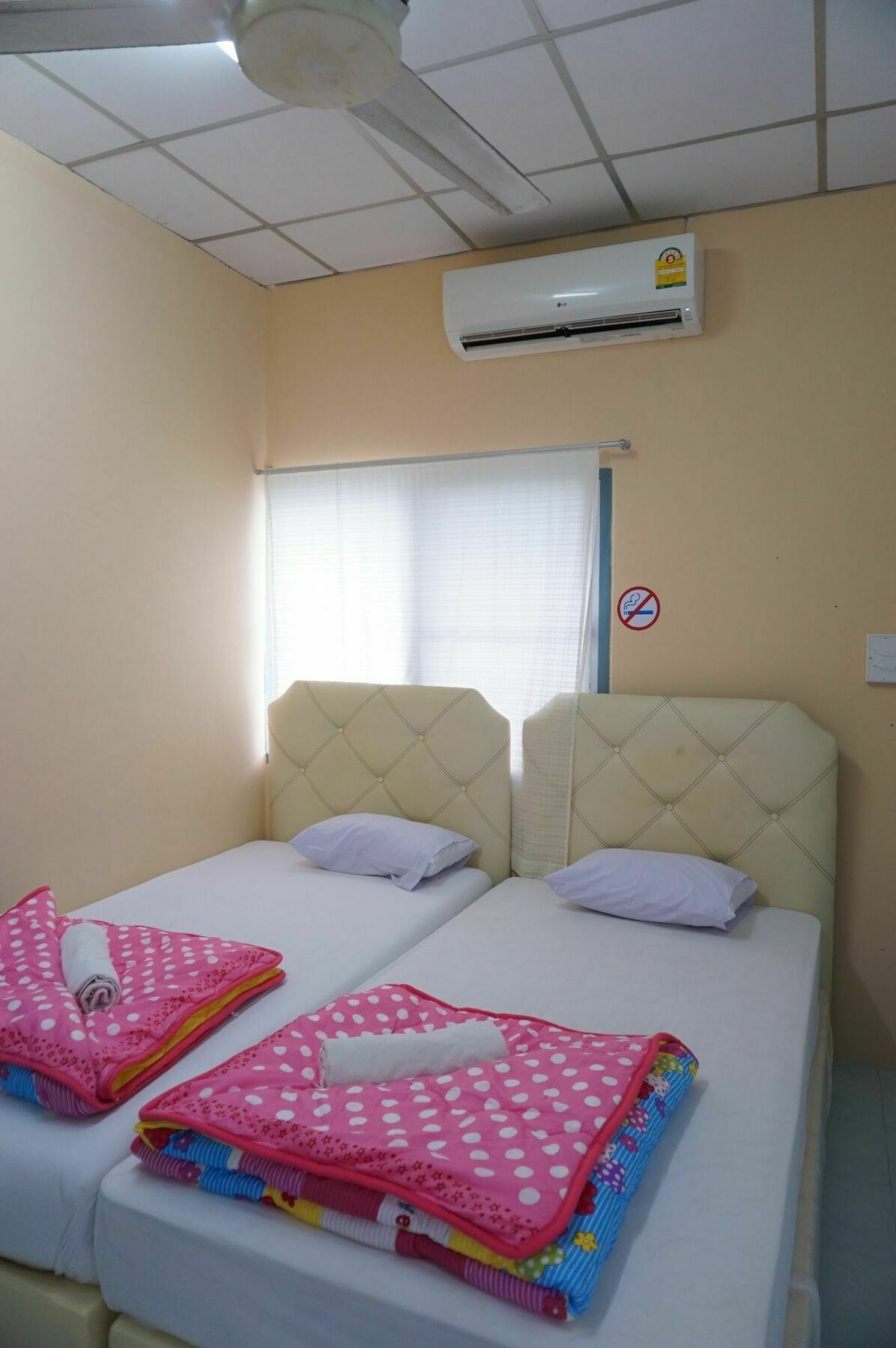 Ranong Boutique Hotel And Mall ภายนอก รูปภาพ