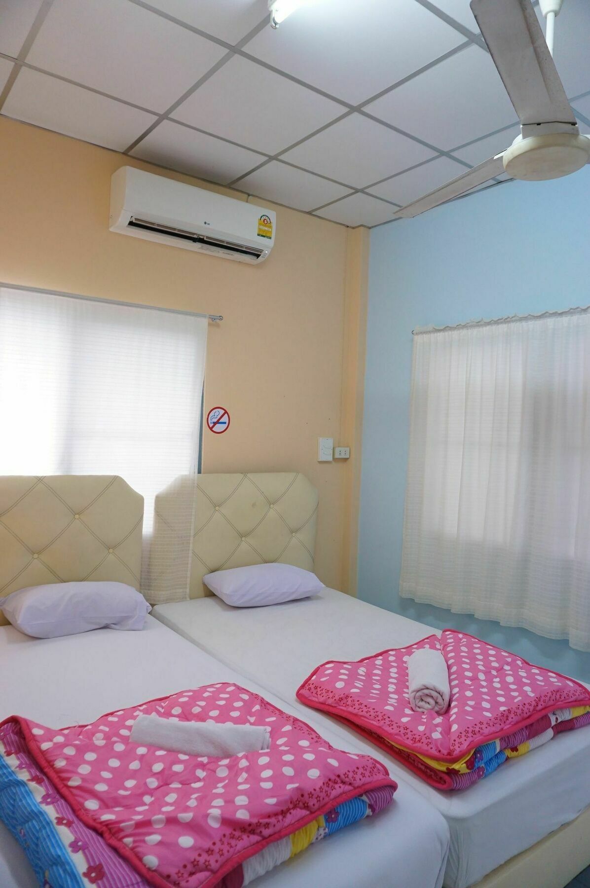 Ranong Boutique Hotel And Mall ภายนอก รูปภาพ