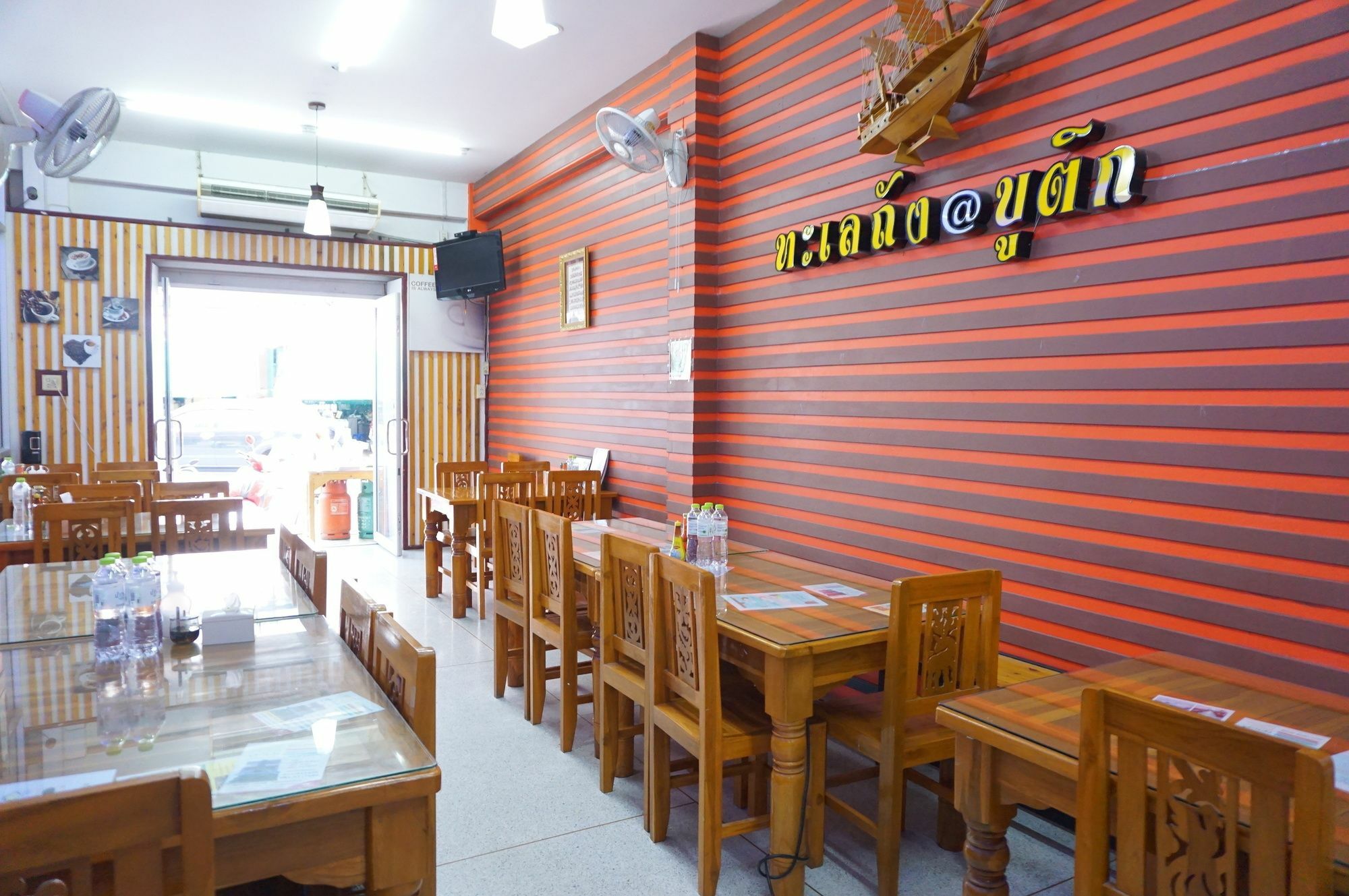 Ranong Boutique Hotel And Mall ภายนอก รูปภาพ
